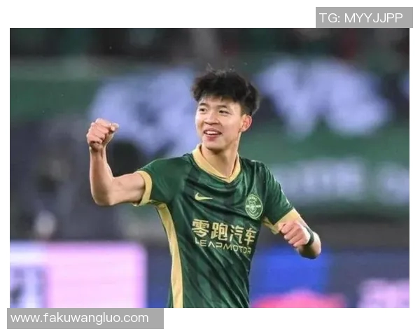 王钰栋精彩射门助力球队逆转胜利展现出色个人能力与团队配合